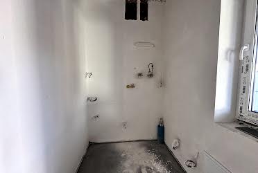 1828278079935917