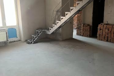 1835895183806925