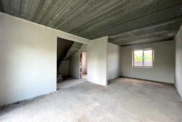 1835804306351929