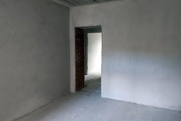 1835484970458093