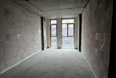 1835351121607932