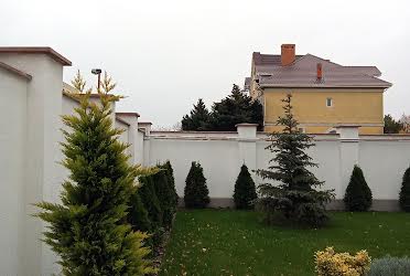 1835450381259942
