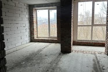 1821520979402946