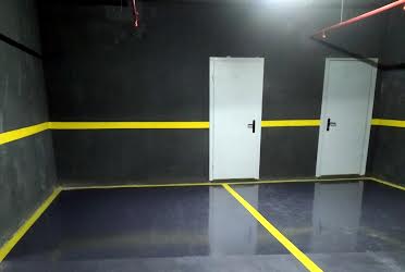 1831397543348095
