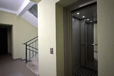 1826197952139950