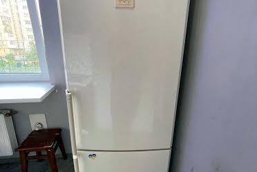 1831273748884975