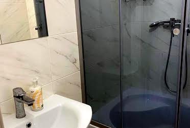 1836553956613978