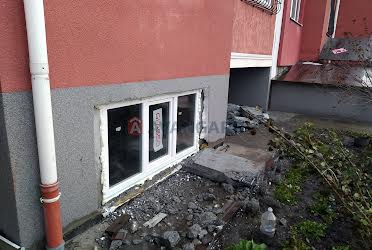 1834633553814984