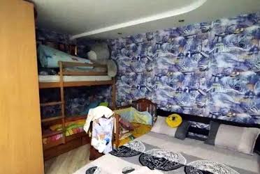 1833906525364099