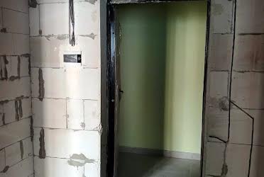 1825476362588991