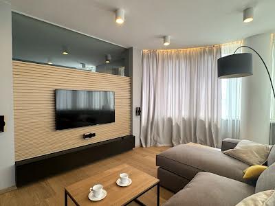 квартира за адресою Полтавська вул., 10