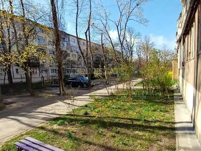 квартира за адресою Героїв Космосу вул., 1б