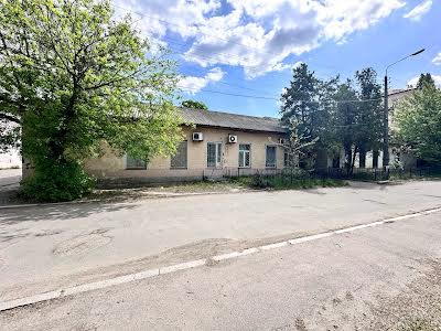 комерційна за адресою Деревообробна вул., 5а