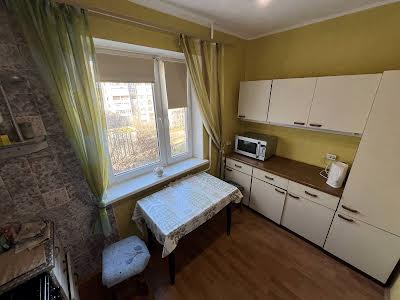 квартира по адресу Океановская ул., 47
