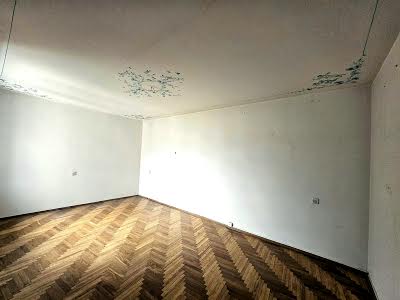 квартира за адресою Оболонська вул., 12