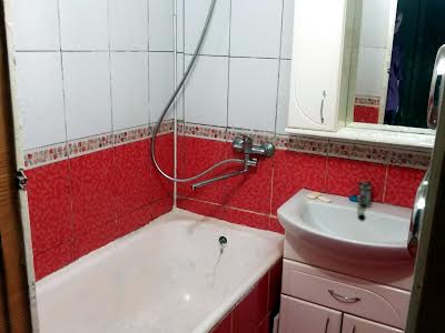 квартира за адресою Зотчих, 32