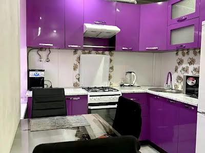 квартира за адресою Незалежності вул. (Титова), 22