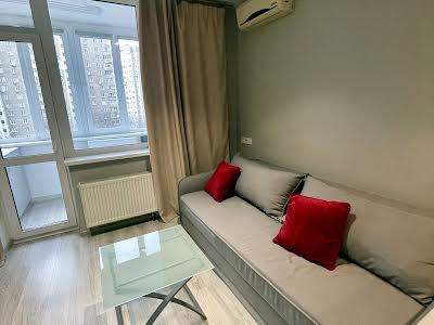 квартира за адресою Польова вул., 73