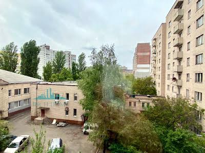 квартира за адресою Рональда Рейгана вул., 5