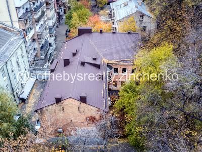 комерційна за адресою Басейна вул., 21б