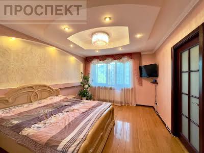 квартира по адресу Героев Крут ул. (Черепіна), 68