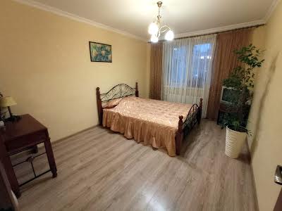 квартира за адресою Волинська вул., 12