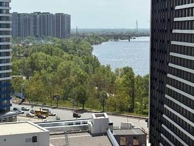квартира за адресою Причальна вул., 12