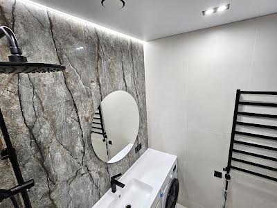 квартира за адресою Довга, 20 в
