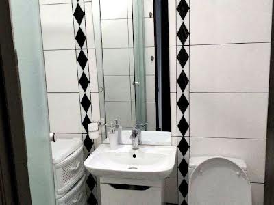 квартира за адресою Миколи Кибальчича вул., 21