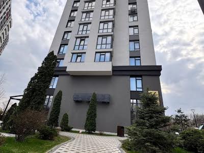 квартира за адресою Любомира Гузара просп. (Космонавта Комарова), 11