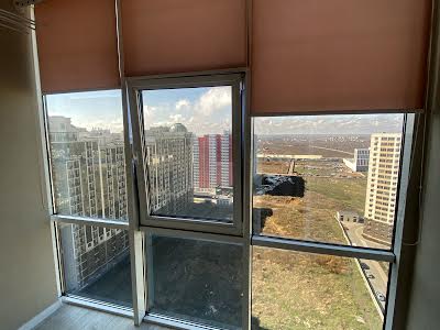 квартира за адресою Перлинна вул., 1а