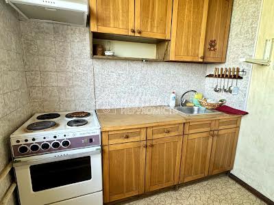 квартира за адресою Перемоги просп., 65б