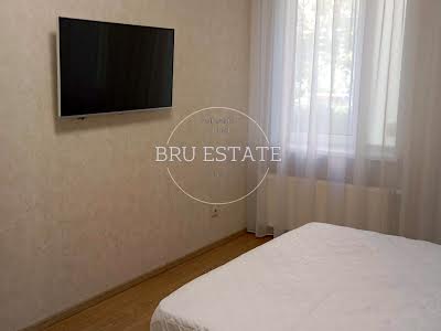 квартира за адресою Регенераторна вул., 4 к5