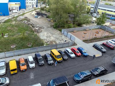 квартира за адресою Озерна вул., 27а