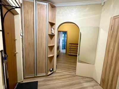 квартира за адресою Урлівська вул., 19
