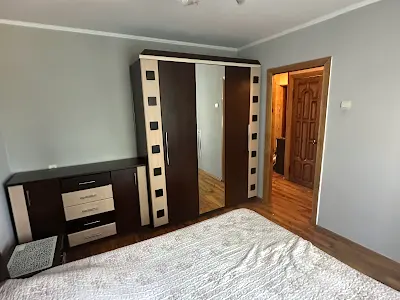 квартира за адресою Івана Сльоти вул., 60