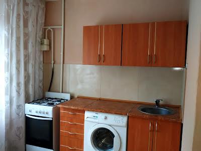 квартира по адресу Тополь 1, 16