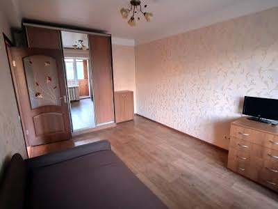 квартира за адресою Братиславська вул., 4
