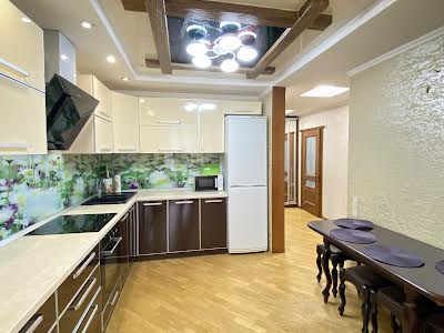 квартира за адресою Кошова вул., 110