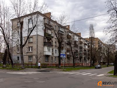 квартира по адресу Новодарницкая ул., 23/7