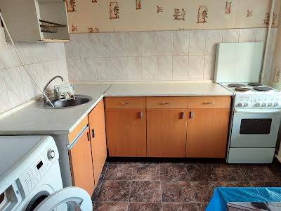 квартира за адресою Свободи, 30Б