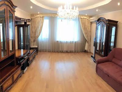 квартира по адресу Червоной Калины просп. (Владимира Маяковского), 72