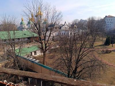 квартира за адресою Стрілецька вул., 7/6