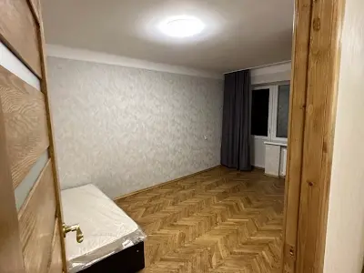 квартира за адресою Братів Зерових вул. (Червонопартизанська), 14/88