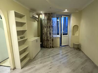 квартира за адресою Михайла Бойчука вул. (Кіквідзе), 37