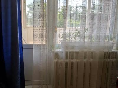 квартира за адресою Каштанова вул., 15-А