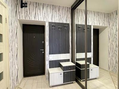 квартира за адресою Абрикосова, 5