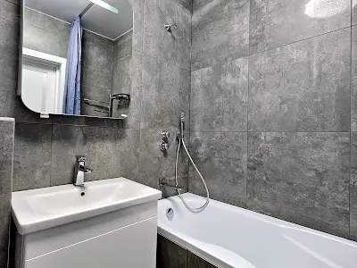 квартира за адресою Загорівська вул. (Багговутівська), 25