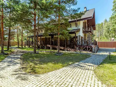 дом по адресу радісна, 3
