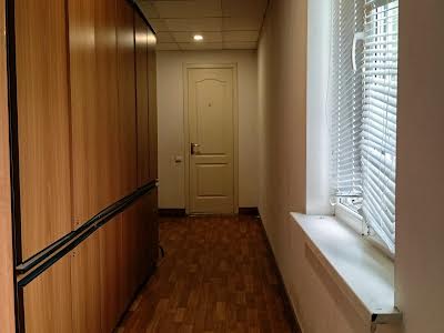 коммерческая по адресу Камянская ул. (Днепродзержинская), 81